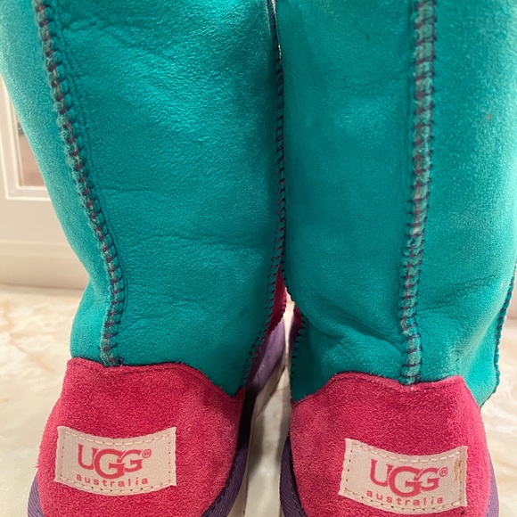 Ugg boots - Picture 1 of 4